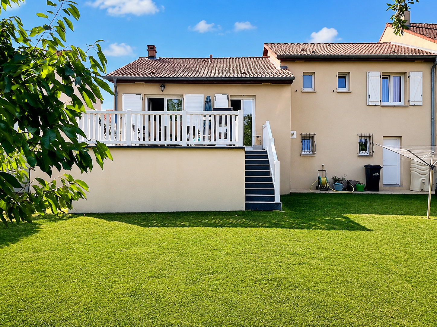 vue-arrière-reverdie EXCLUSIVITÉ SIXTY IMMO – Maison familiale 4 chambres avec terrasse, garage, caves et jardin à Woippy